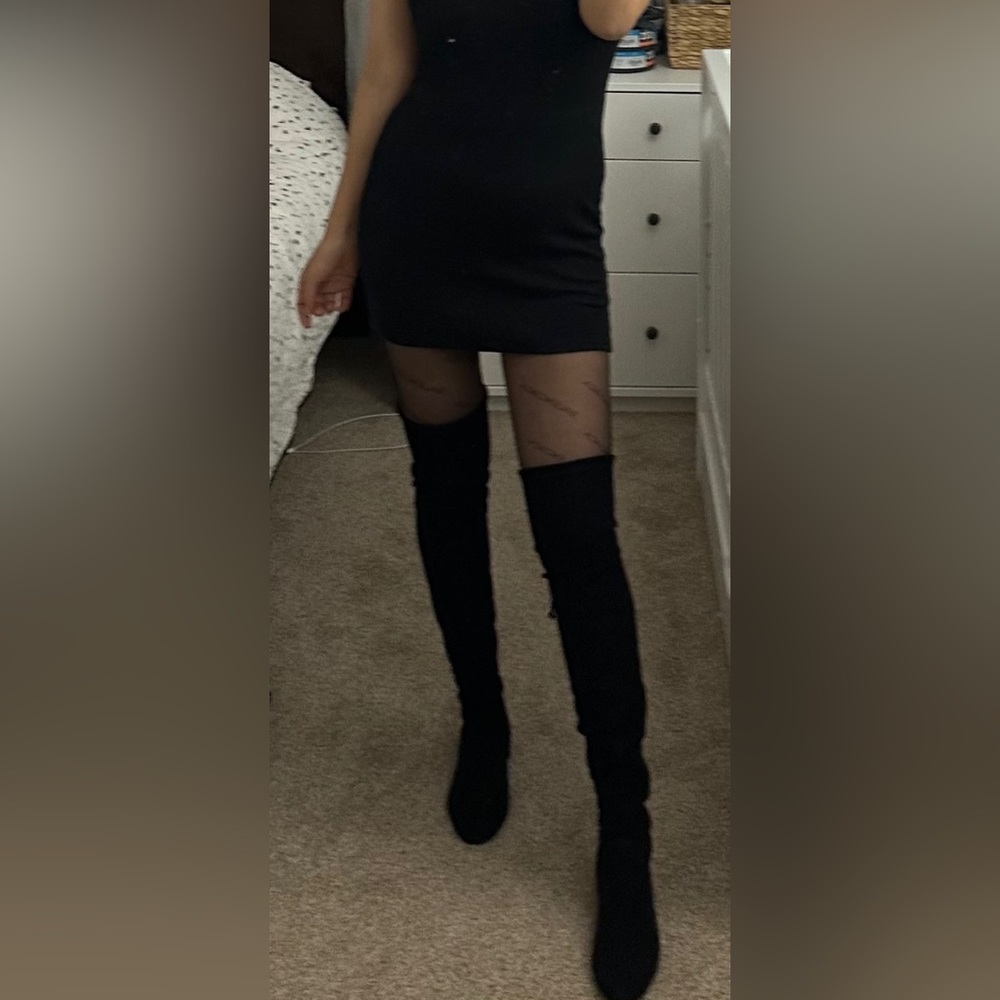 Stuart Weitzman Genna 25 sexy boots new with box and dust bag